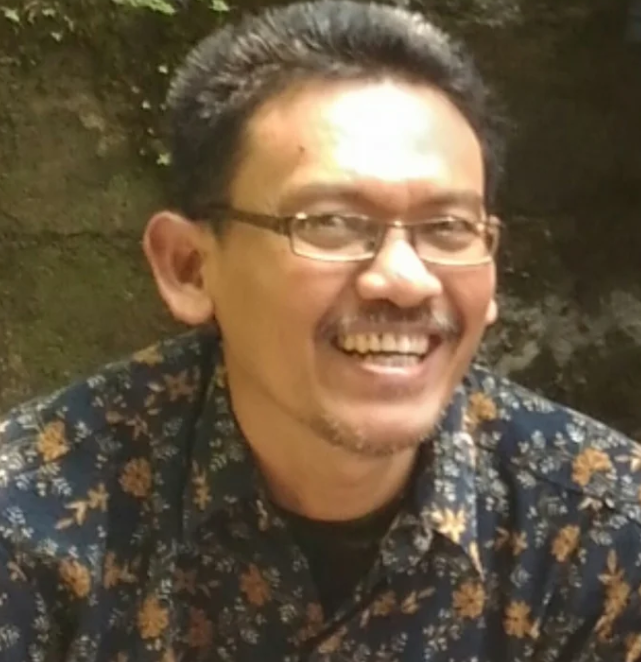 Dr. Drs. Supriatnoko, M.hum.