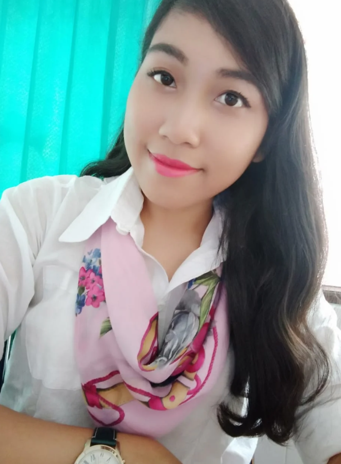 Komang Astiari, S.S.,M.Hum.