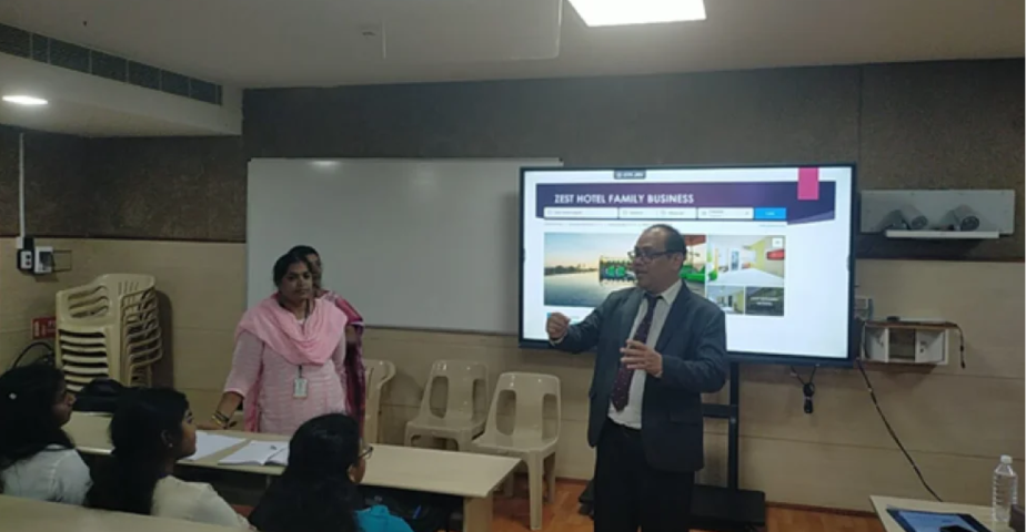 Wakil Rektor Universitas Dhyana Pura Sampaikan Guest Lecture di VIT India, Dorong Semangat Kewirausahaan Global