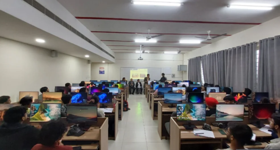 Dosen Universitas Dhyana Pura Tampil sebagai Guest Lecturer di VIT India, Perkuat Jejaring Akademik Global